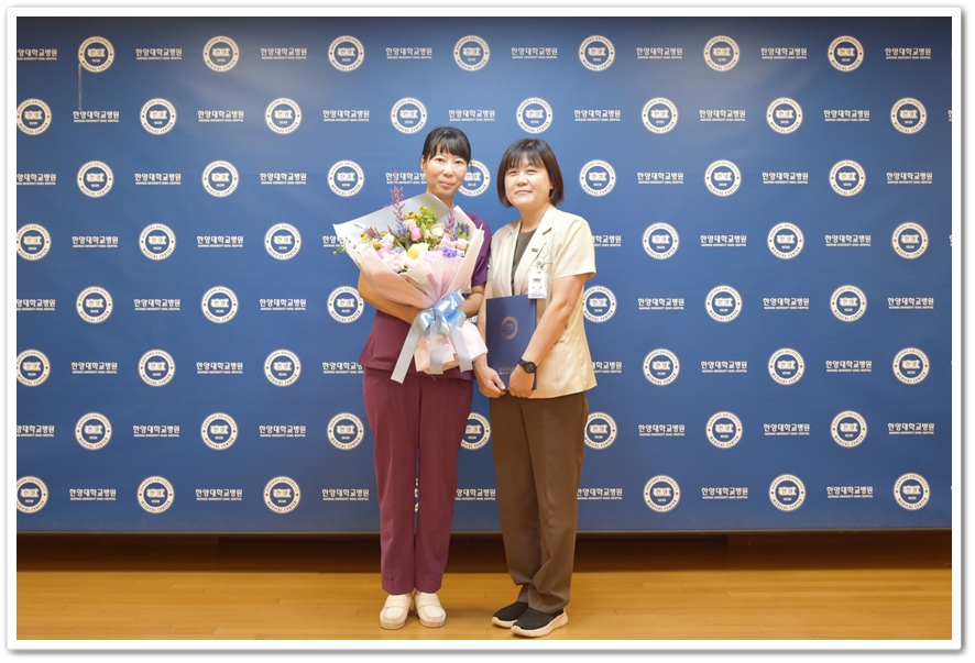본관 17층 병동 간호사 - 2023년도 3/4분기 친절직원